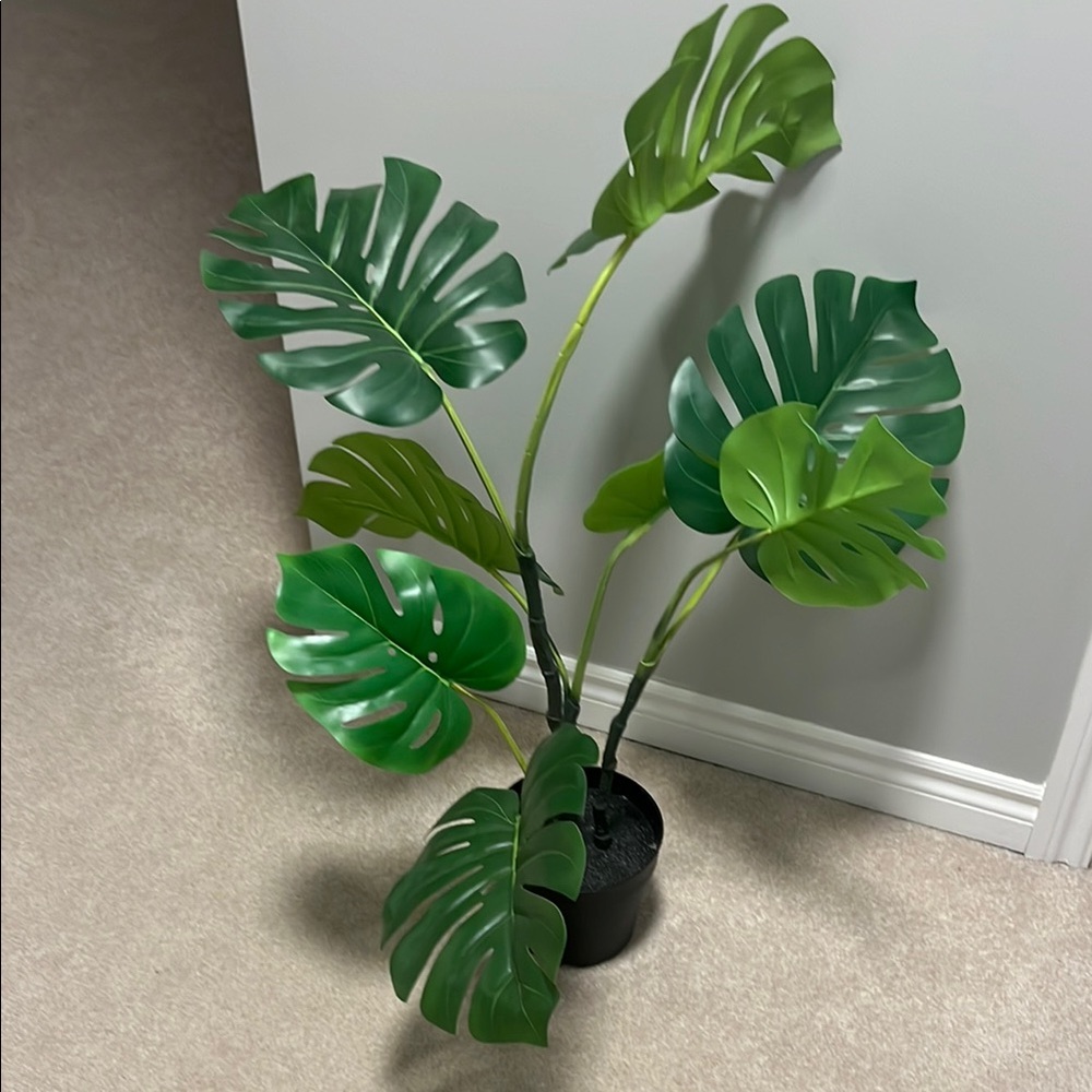 Big giant Artificial Monstera Plant in Black Pot IKEA New! Home decor